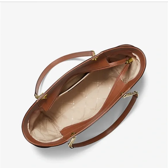 Michael Kors MICHAEL KORS
Jet Set Large Saffiano Leather Shoulder Tote Bag
NWT - Picture 2 of 16